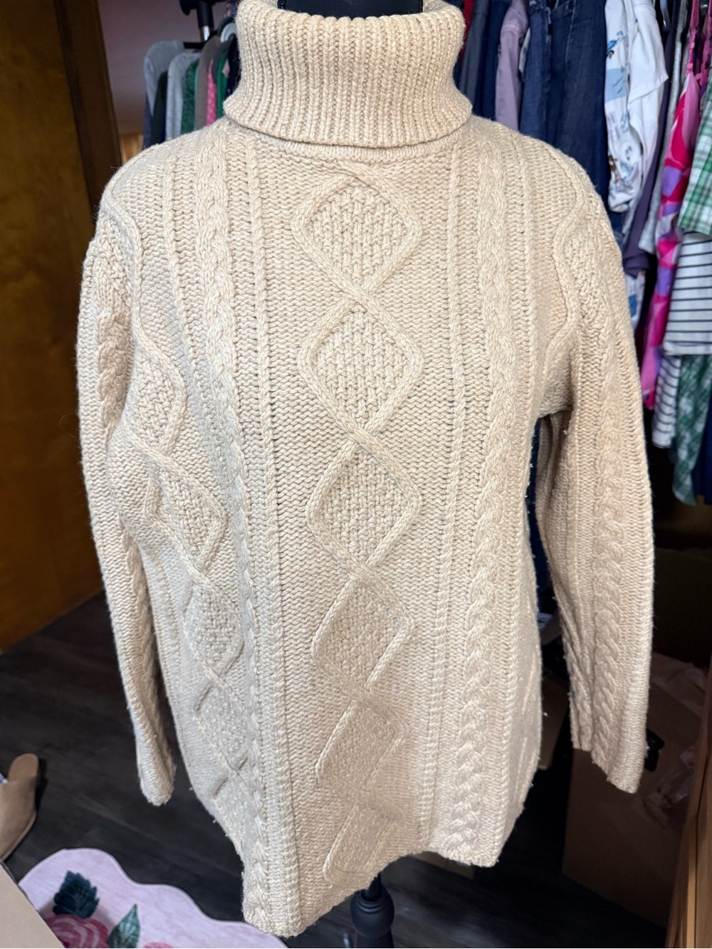 Eddie Bauer wool Cable-Knit Turtleneck Sweater vintage retro preppy classic cozy